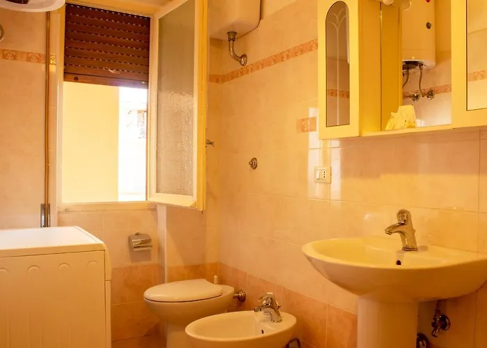 Posto Auto Gratuito Relax A 30 Metri Dal Mare ريفا ليجوري